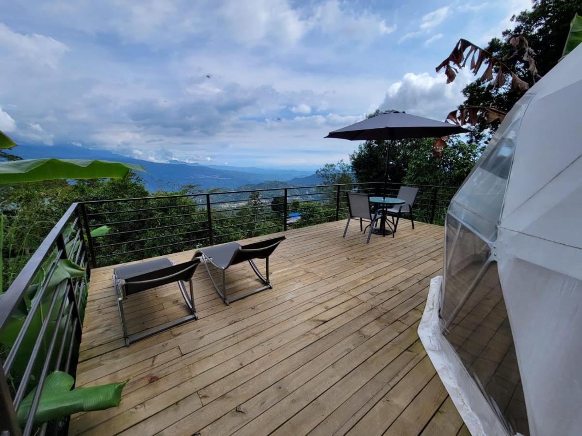 Готель Solaris Glamping Exclusive Tena Екстер'єр фото