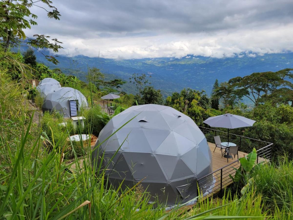 Готель Solaris Glamping Exclusive Tena Екстер'єр фото