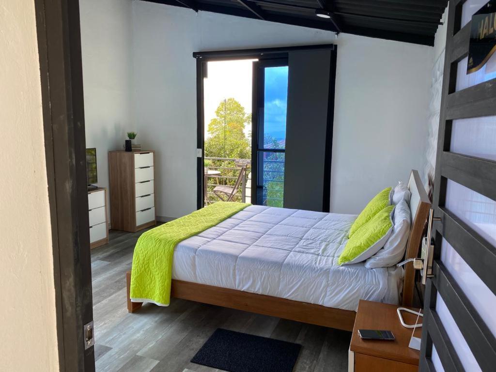 Готель Solaris Glamping Exclusive Tena Екстер'єр фото